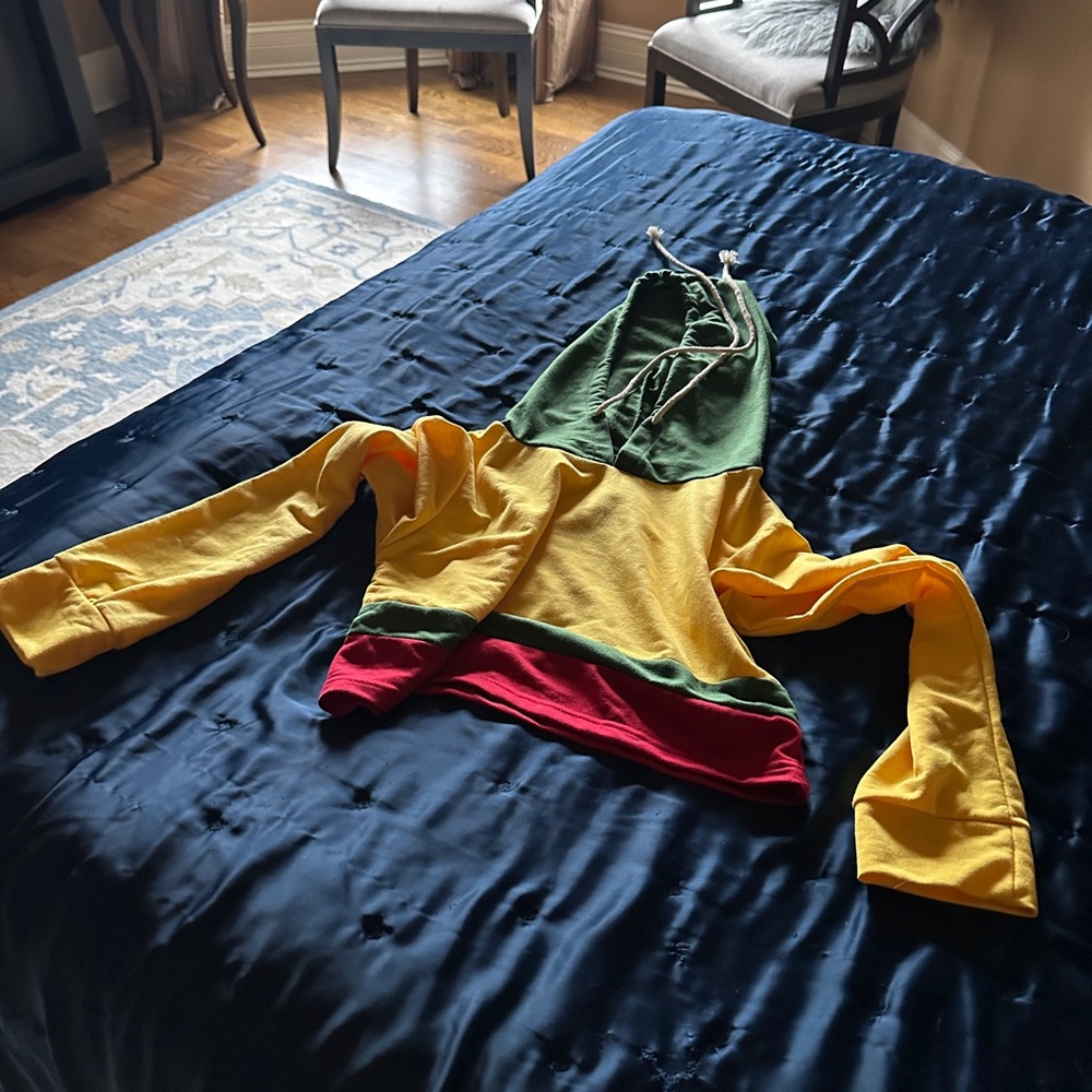 Rasta Cute Sweater Crop Top